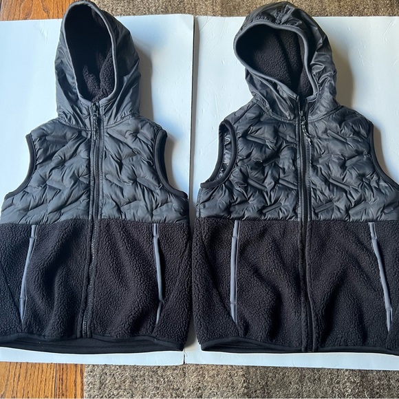 OLD NAVY Vests with hoodie x2 - Picture 1 of 3